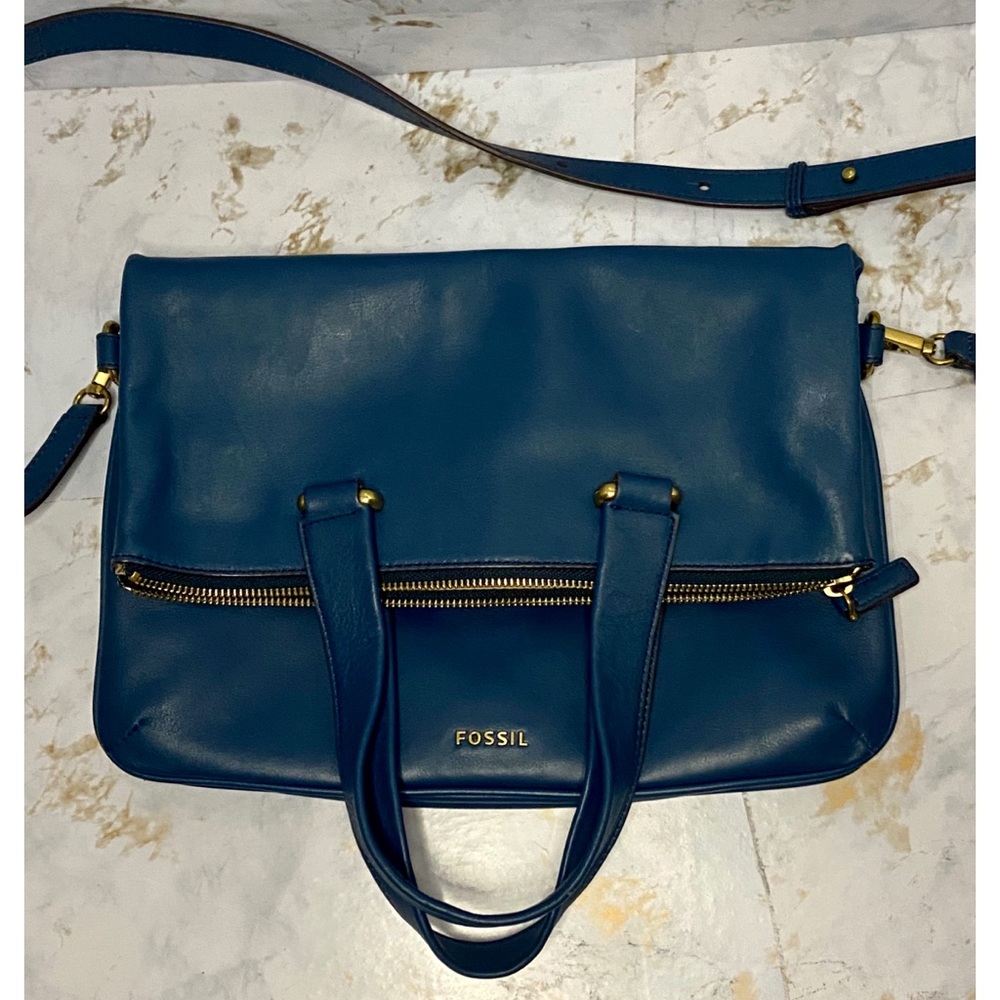Fossil Like New Blue Sachel